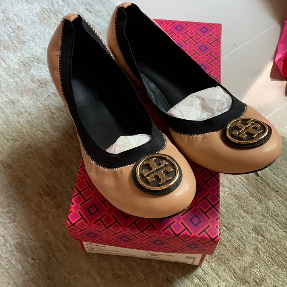 Tory Burch caroline flats size 10 originally $225